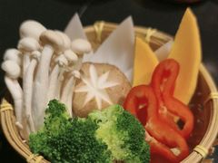 -山川小町·极番烧肉(新地假日广场店)