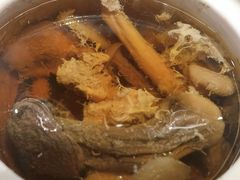 -老乡鸡(上海白玉兰广场店)
