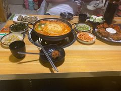 -源味屋韩式火锅&炸鸡(鼎城当代商城店)