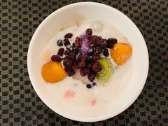 鲜芋水果捞-乐咖啡西餐厅(太湖皇冠假日酒店)