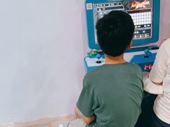 -嘿哟动霸CHUA·新潮玩运动娱乐中心·蹦床滑冰团建乐园