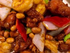 椒香虾仁爆鸡球-陈傻子餐厅(世纪都会店)