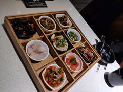 九宫格玲珑前菜-新仙清汤牛腩(铜锣湾店)