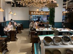 大堂-贵府酸汤牛肉火锅·贵州老字号(飞山街店)