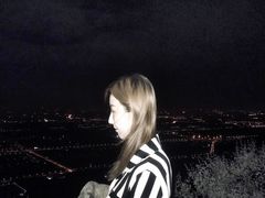 -鬼笑石后山停车场
