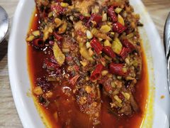 -江城燕子大排档(江汉路步行街店)