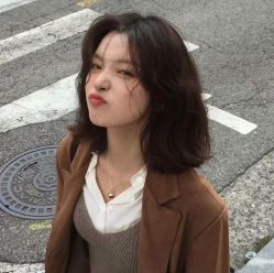 -十六番发型师事务所