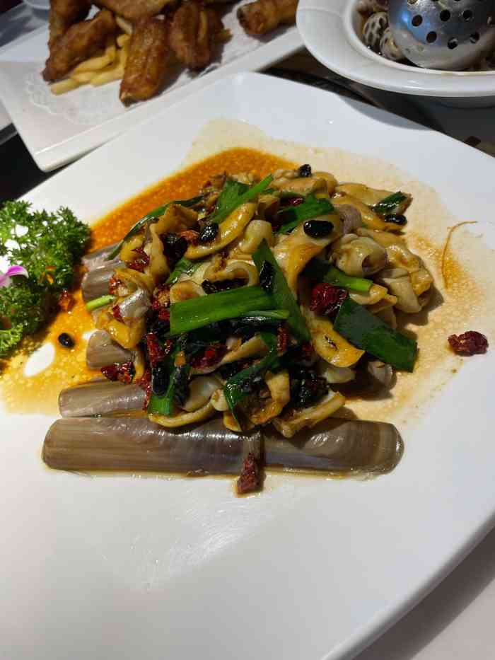 盛记海鲜(窑岭店)-"以前总觉得吃海鲜是件十分昂贵的事情,但是.