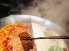 -湊湊火锅·茶憩(杭州湖滨银泰in77店)