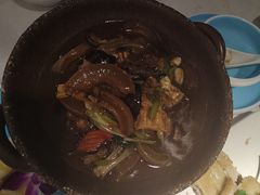 干烧五指山带皮小黄牛-香香海南菜餐厅