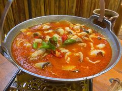 -老滇山寨•云南特色菜•地方菜•民族风情歌舞表演(金碧店)