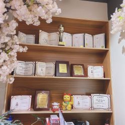 -潮店·虞妃妮轻奢美甲美睫馆