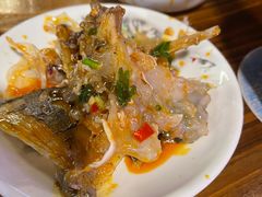 -金海椒罐罐鲢鱼(东方桂苑店)