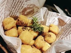 很脆的松露豆腐-新白鹿餐厅(金鹰新街口店)