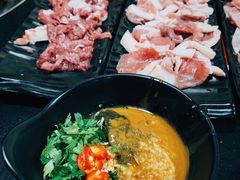 -果松木炭酸菜铜火锅·外婆参鸡汤