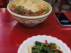 -金杨拉面王小吃面馆·牛三宝面·红烧牛肉粉