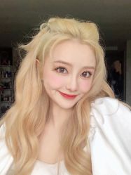-AYO SALON