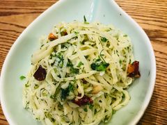-金牌老碗时尚陕菜(王府井百货店)