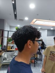 -藤野造型烫染接发