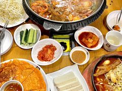 -喇喇排骨火锅·传统韩式脊骨汤(望京西园总店)