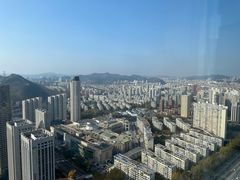 -大连星海皇冠假日酒店