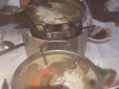 -领鲜活海鲜榴莲自助火锅(东门店)
