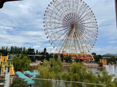 -七彩云南欢乐世界