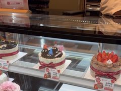 -花花卷卷·鲜食蛋糕(静安久光百货店)