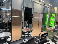 -Devilhands Barbershop男士理容店