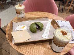 -奈雪的茶(湖滨银泰in77C区PRO店)
