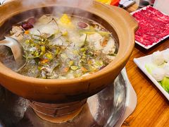 石橄榄炖鸡-洪大厨鸡煲(福田店)