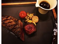 -恰餐厅及酒吧 CHAR Bar & Grill (北京丽都皇冠假日店)