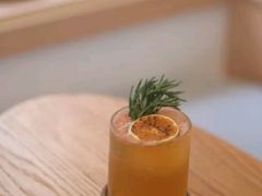 如梦令功夫轻乳茶-瑞幸咖啡(广东外经贸大厦店)