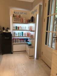 -e hair salon