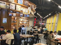 -废柴猫概念馆·桌游电玩卡牌(人广世茂店)