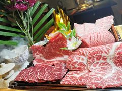 -铭牛烧肉·和牛海鲜自助(高新月牙湖店)