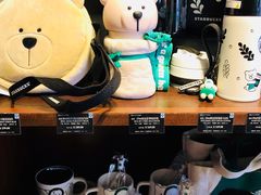 -星巴克臻选(北京银泰店)
