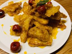 -山楂树融合菜餐厅