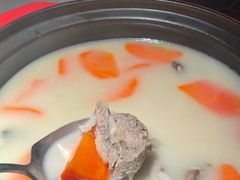 胡萝卜羊肉火锅-玉满堂·湖北融合菜