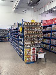 -逝水玩具折扣店