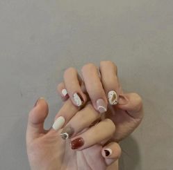 -芊冉•美甲美睫纹绣