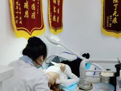 -蕾特恩专业祛痘·皮肤管理