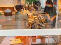 -Line 咖啡(石厦花园店)