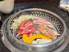 -木槿花韩式炭烤·熟成肉工坊(孙文东路店)