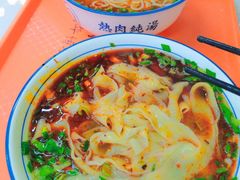 -陆元丰·兰州纯汤牛肉面(自强西路店)