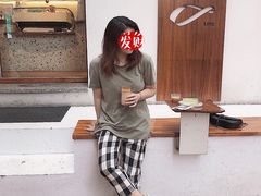 -Line 咖啡(石厦花园店)