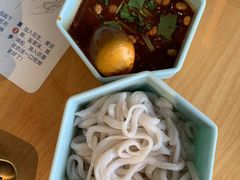 -包整·丝娃娃(一览甲秀楼风景店)