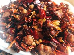 -三人行骨头王火锅(长寿店)