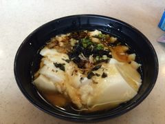 -东方既白(上海浦东国际机场)