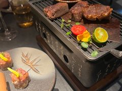 -蟹犇前•帝王蟹雪蟹(陆家嘴店)